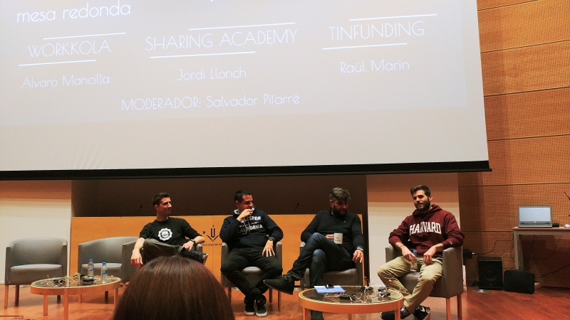 Mesa redonda con start-ups