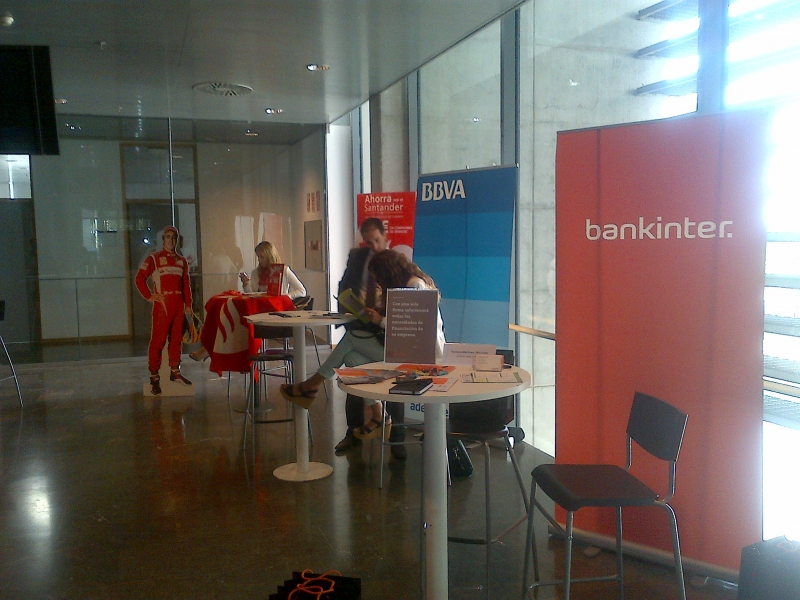 Estands de servei als emprenedors Estands de servei als emprenedors