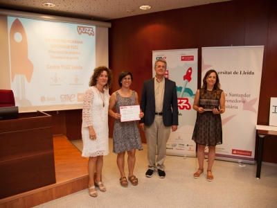 El premio YUZZ Mujer fué para el proyecto de Rous Martínez